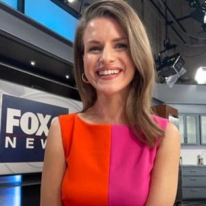 Read more about the article Nikola Junewicz Bio, Wiki, Age, Husband, Fox 6, Salary, Net Worth